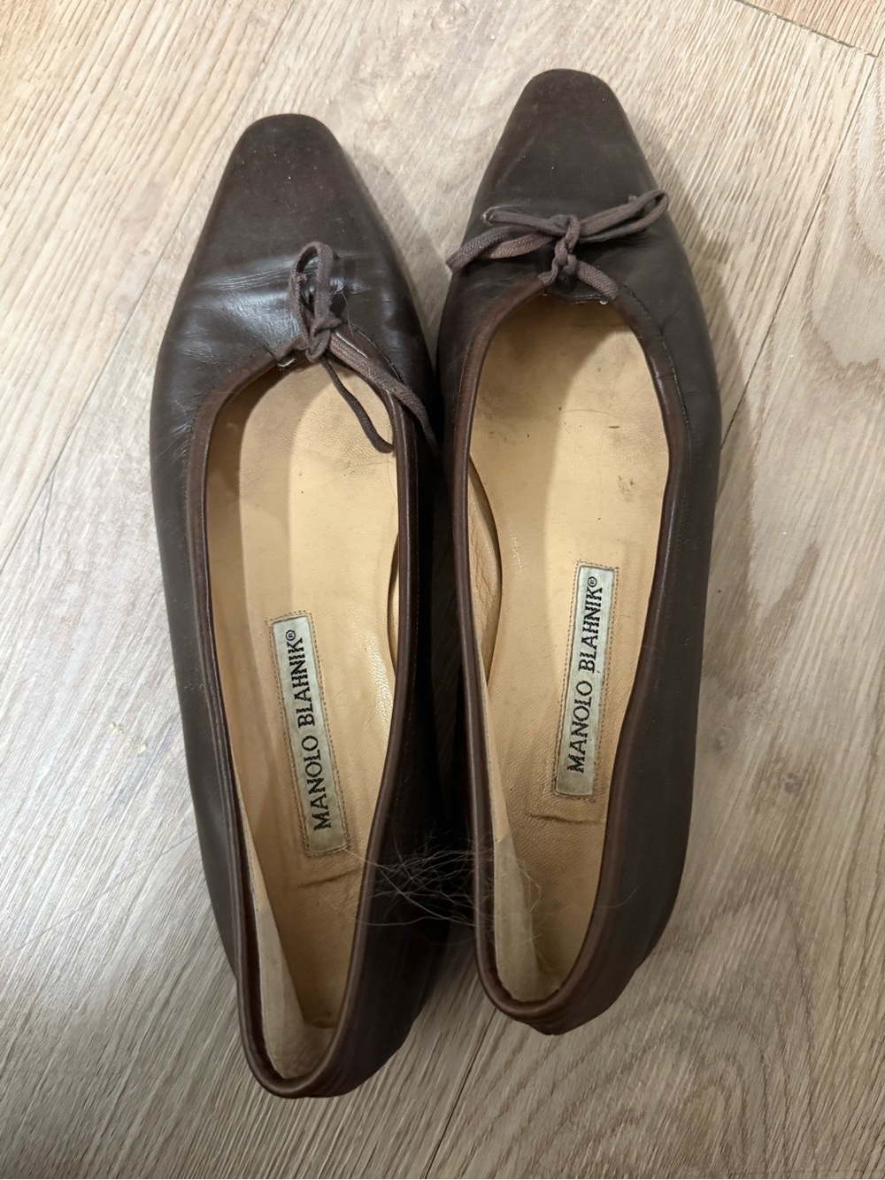 Manolo Blahnik Dark Brown Leather Square-Toe Ballet Flats with Bow